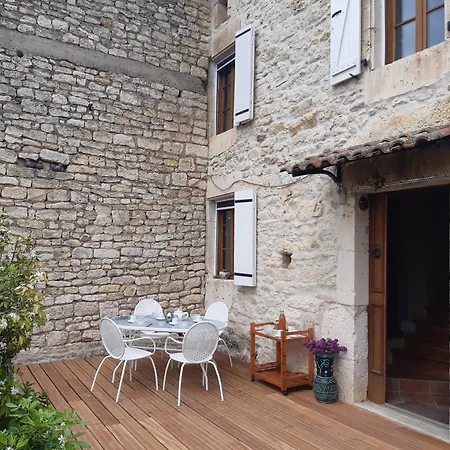 Le Gastou Holiday home *